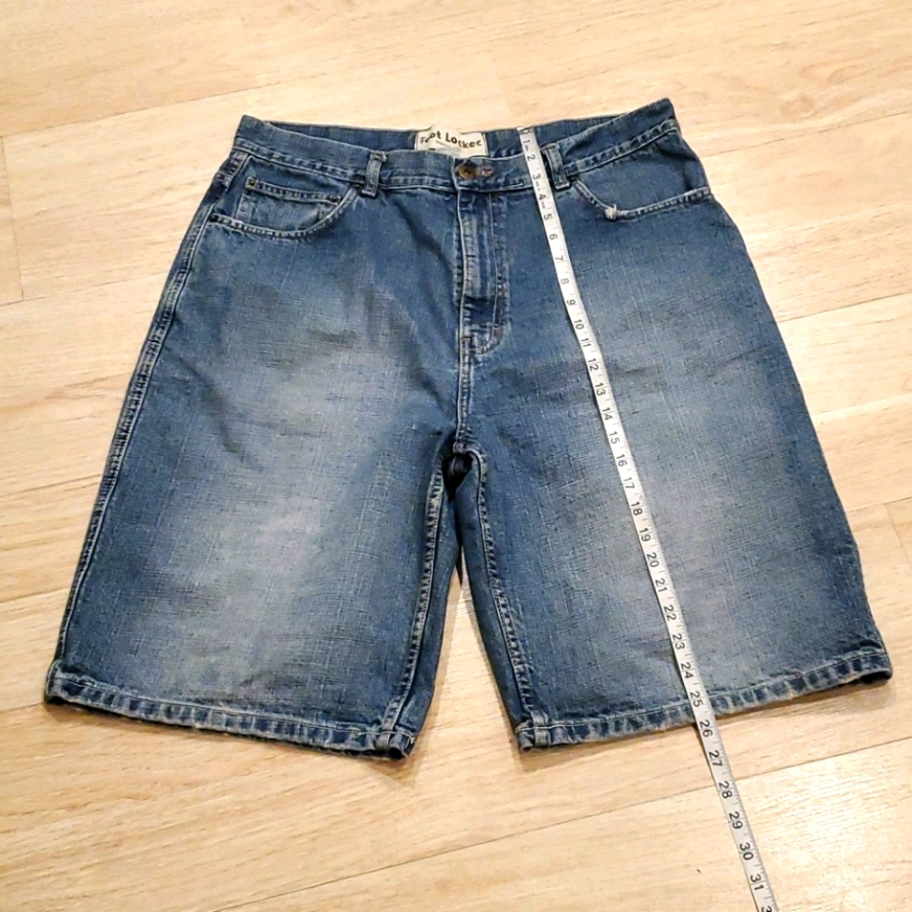 FOOT LOCKER SHORTS
